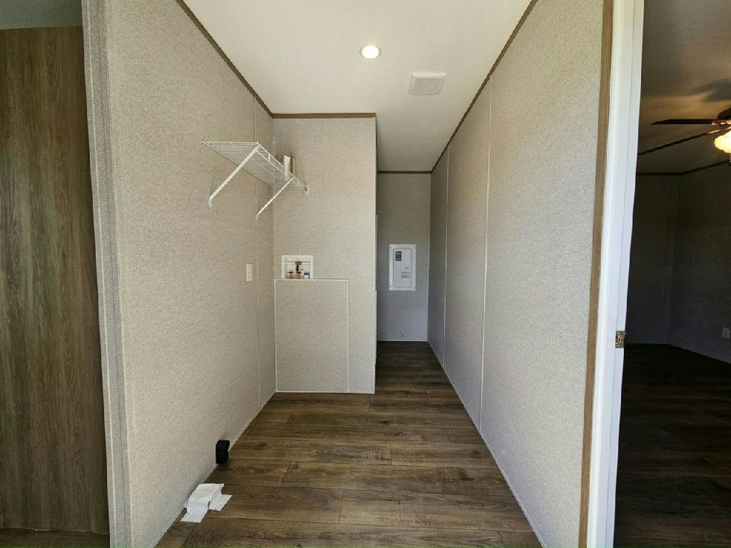 LIVE YOUR DREAM AT EAGLE ESTATES