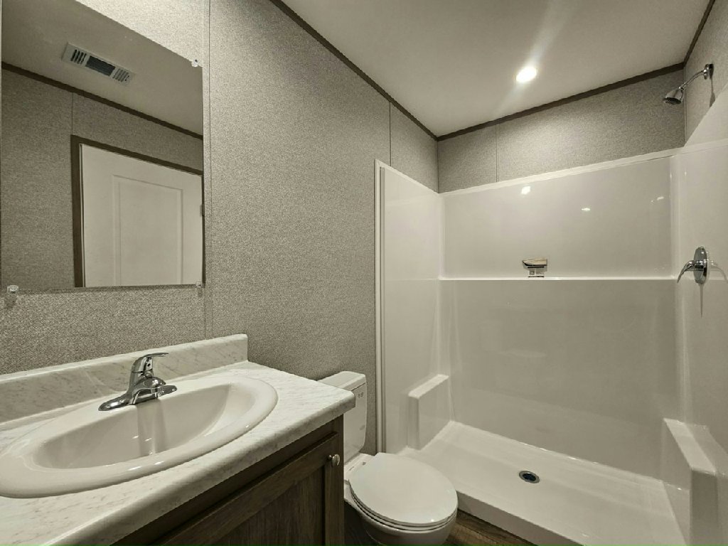 LIVE YOUR DREAM AT EAGLE ESTATES