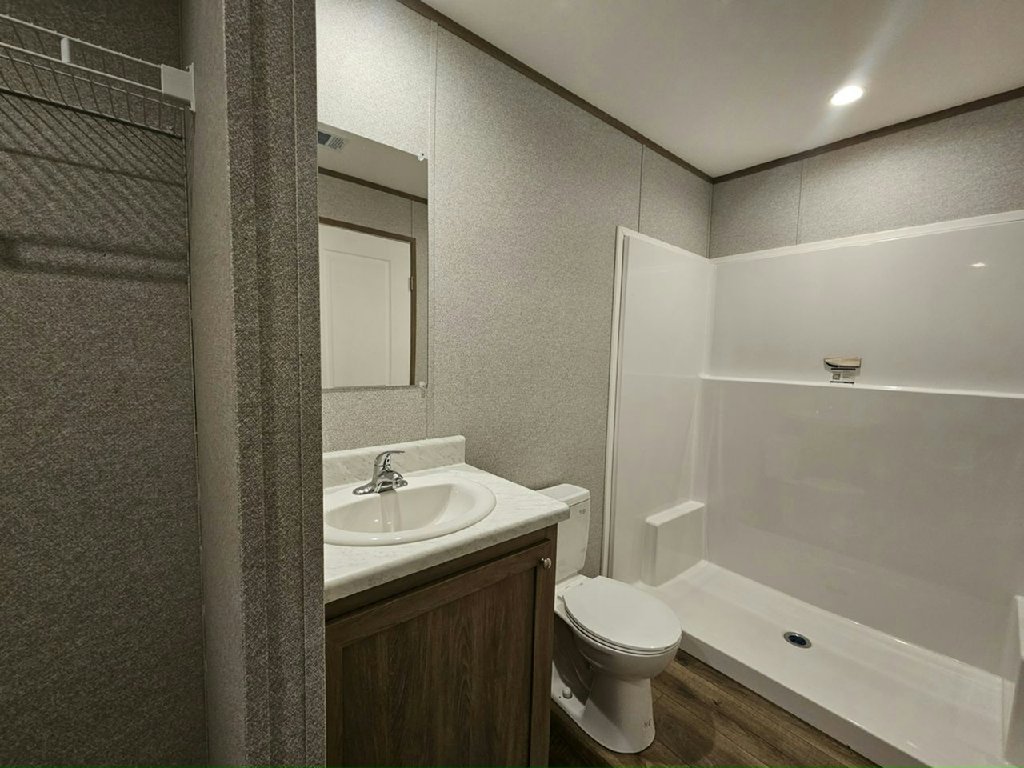 LIVE YOUR DREAM AT EAGLE ESTATES