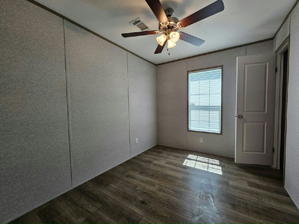 LIVE YOUR DREAM AT EAGLE ESTATES