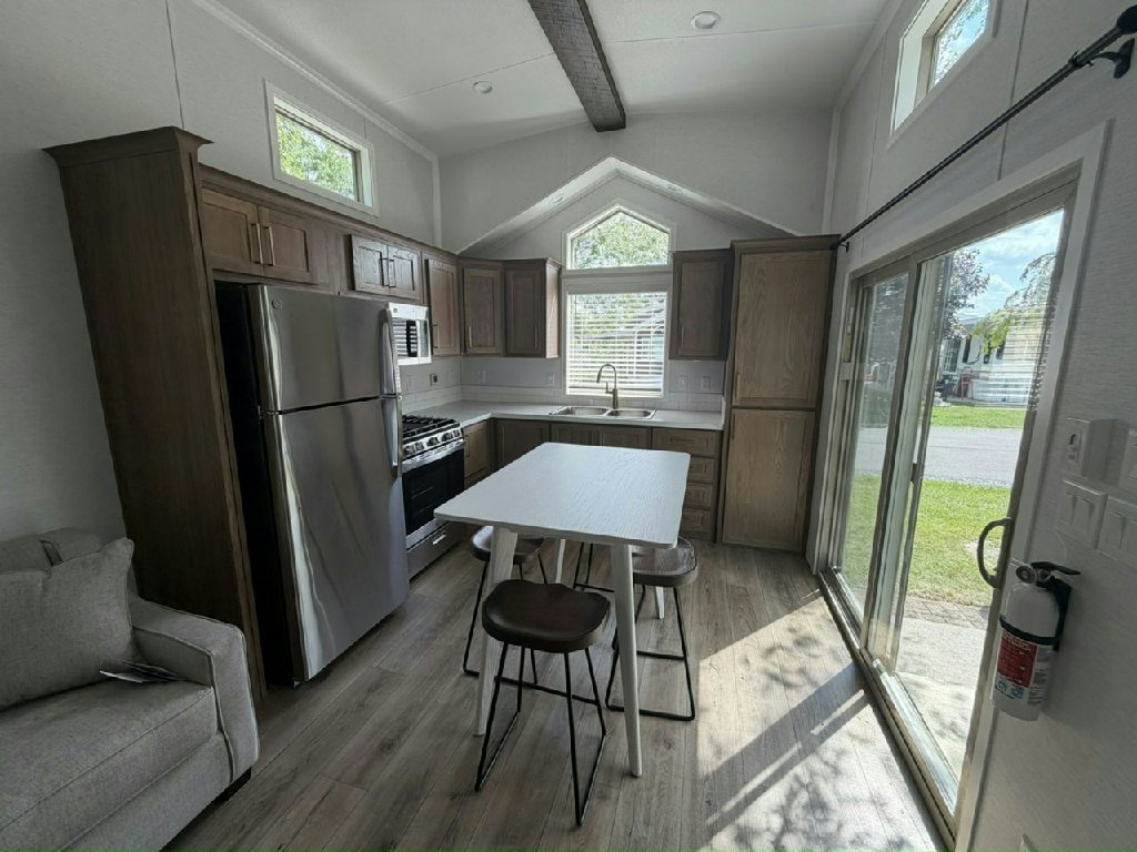 GREAT VALUE GREAT LOCATION