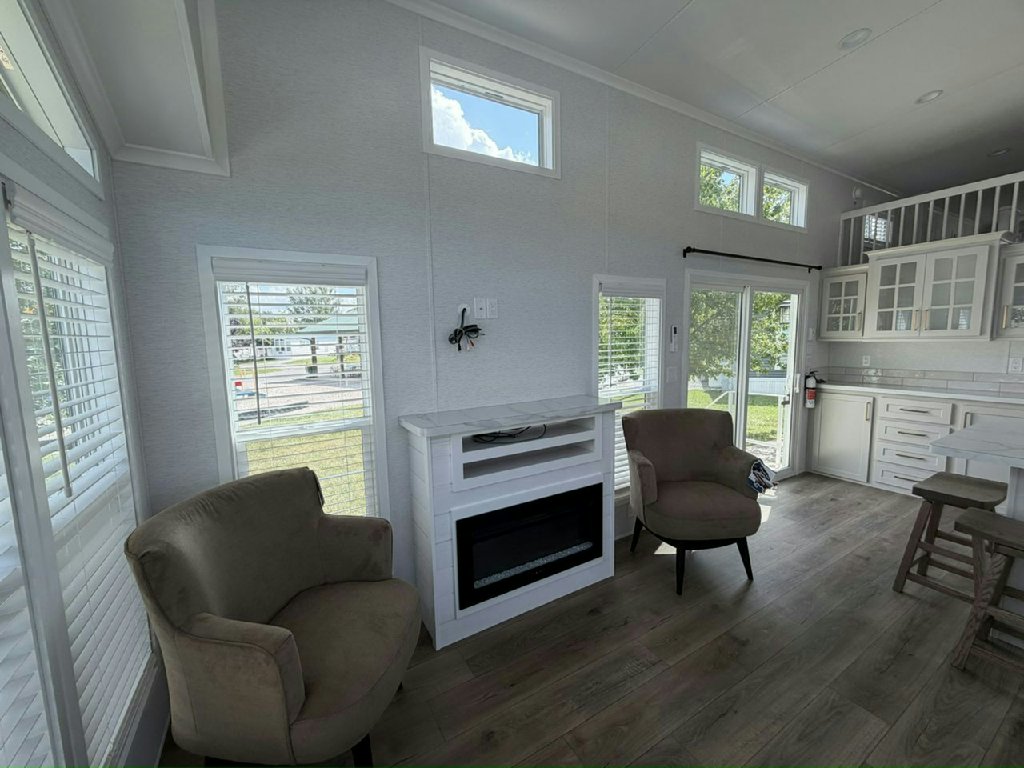 YOUR HOME IN PARADISE