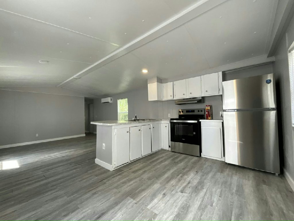 AFFORDABLE RENT, BEAUTIFUL SURROUNDINGS