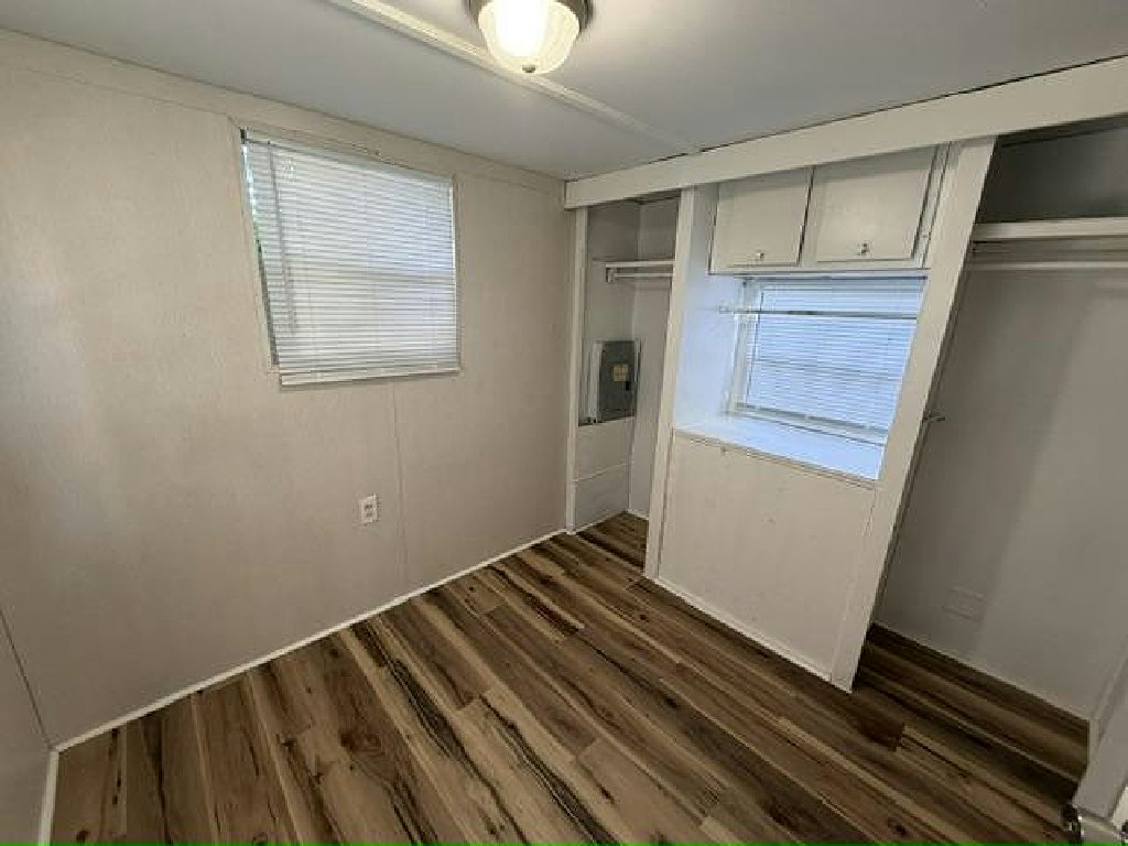 LAKELAND LIVING AT A MAGICAL PRICE