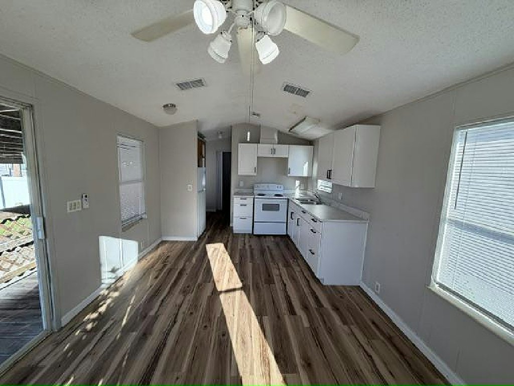 GREAT VALUE GREAT LOCATION