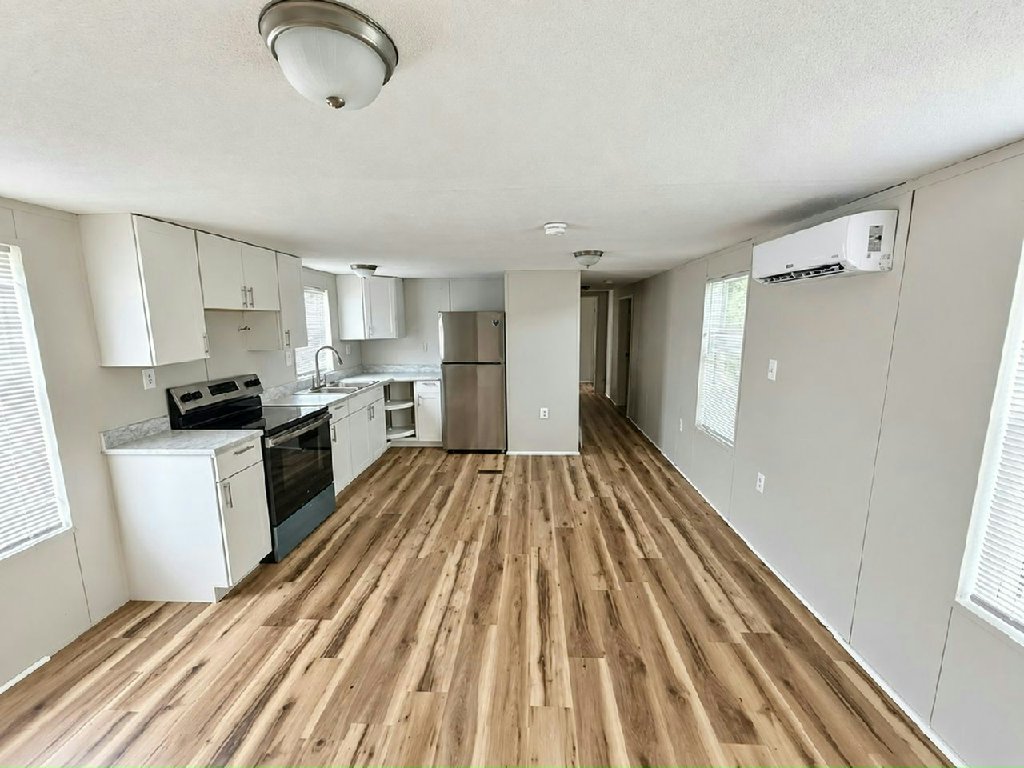 AFFORDABLE RENT, BEAUTIFUL SURROUNDINGS