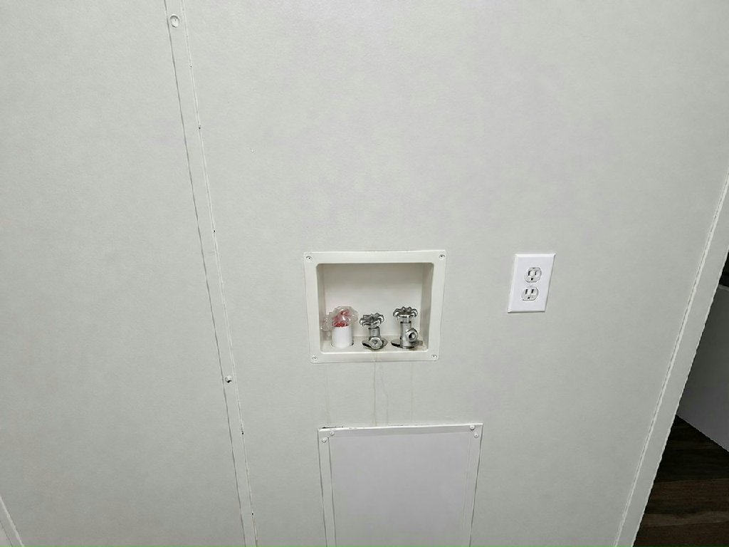 AFFORDABLE RENT, BEAUTIFUL SURROUNDINGS