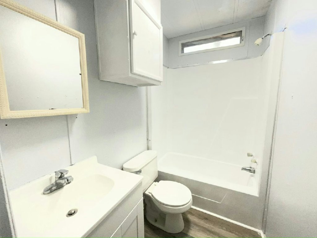 INGLIS LIVING AT A MAGICAL PRICE