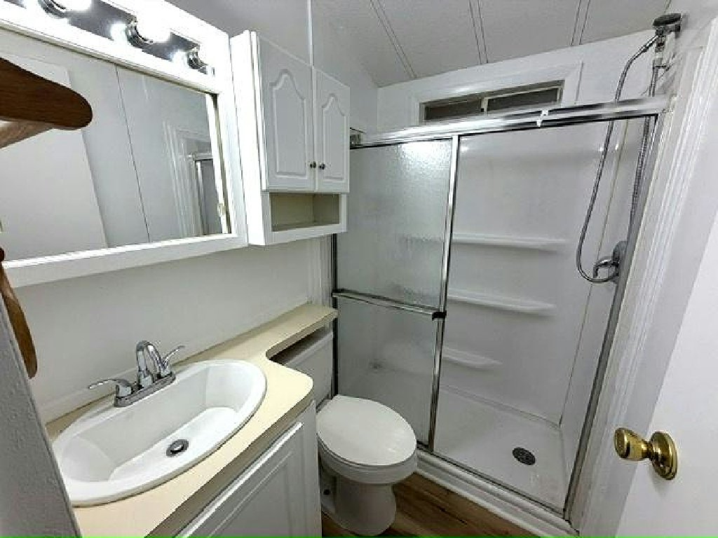 AVON PARK LIVING AT A MAGICAL PRICE