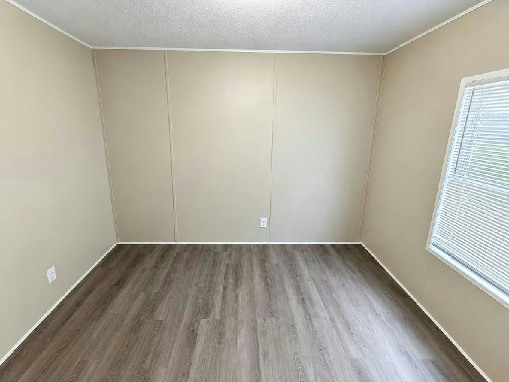 LAKE WALES LIVING AT A MAGICAL PRICE