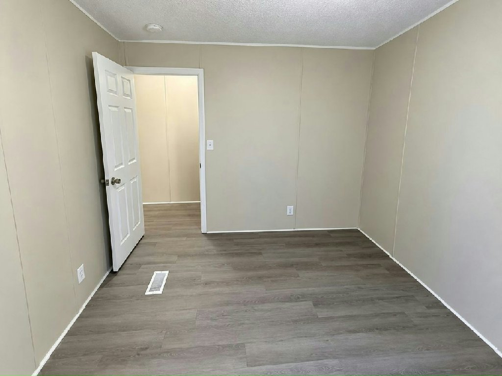 LAKE WALES LIVING AT A MAGICAL PRICE