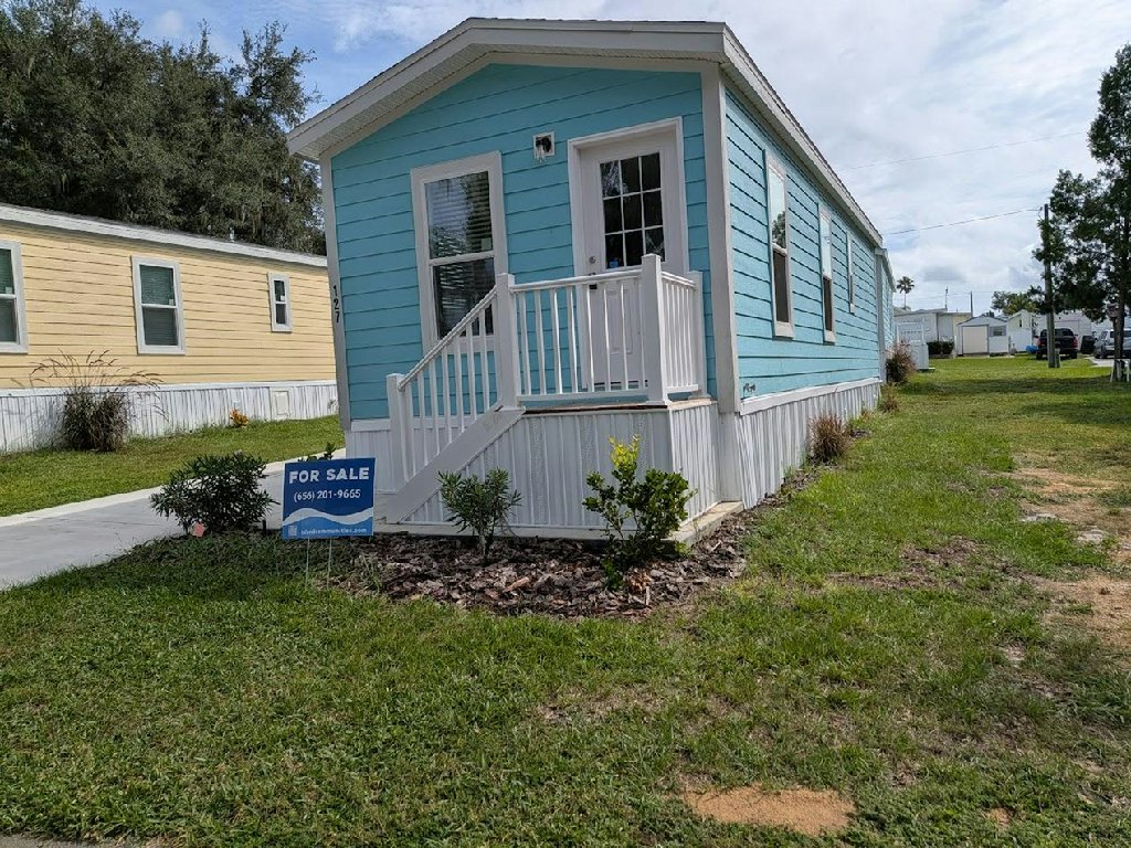 LIVING THE DREAM IN DADE CITY!