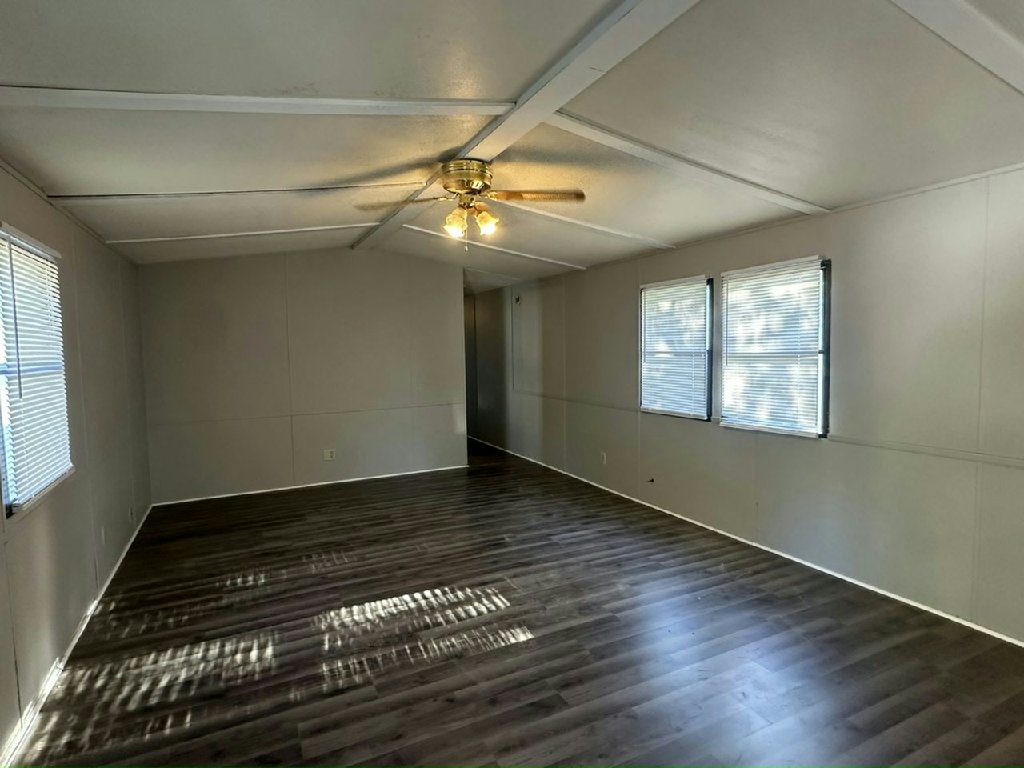 GREENCASTLE LIVING AT A MAGICAL PRICE