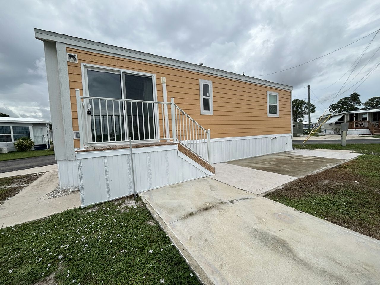 2 South Lake Side, #240, Lake Placid, FL 33852