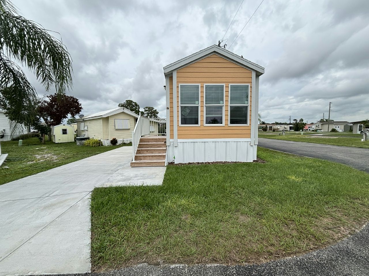 32 Carl St, #69, Lake Placid, FL 33852