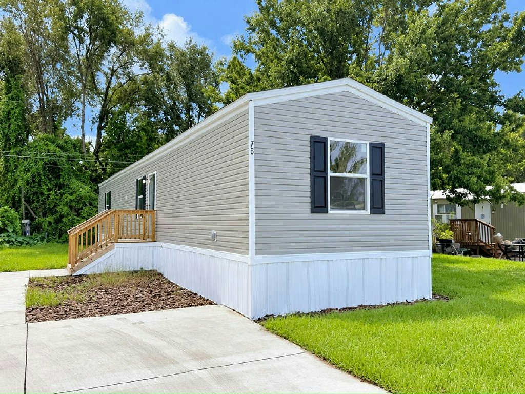 YOUR NEW HOME IN AUBURNDALE