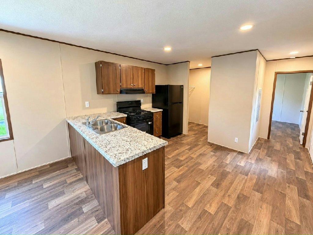 YOUR NEW HOME IN AUBURNDALE