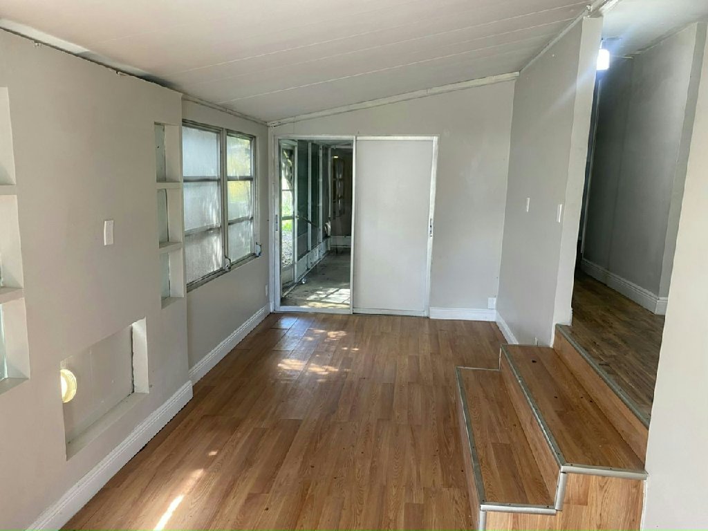 MOUNT DORA LIVING AT A MAGICAL PRICE