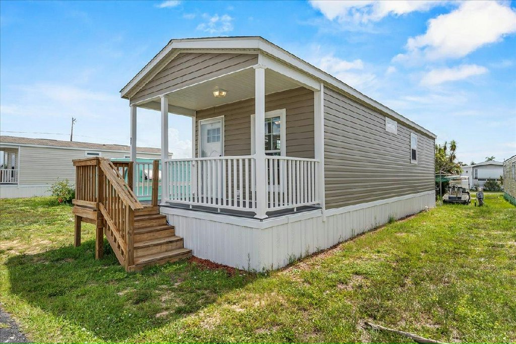 LAKE PLACID LIVING AT A MAGICAL PRICE