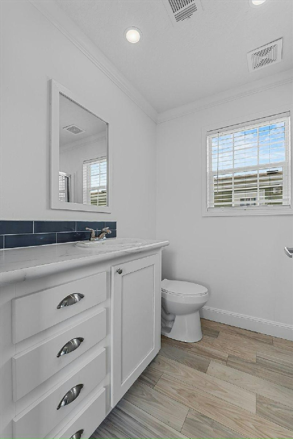 LAKE PLACID LIVING AT A MAGICAL PRICE