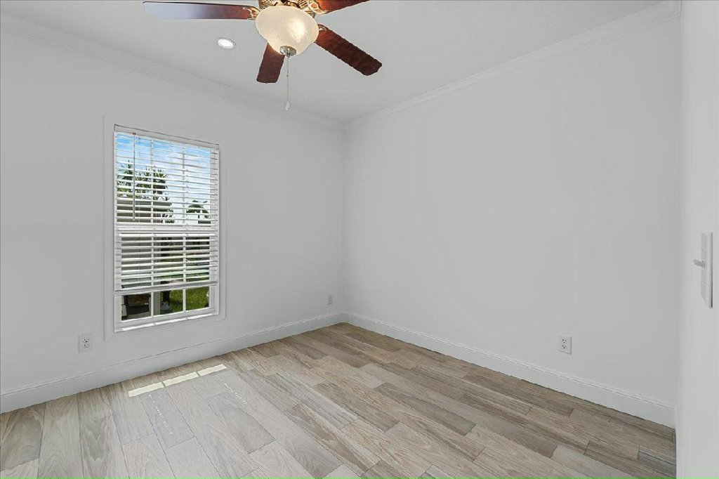 LAKE PLACID LIVING AT A MAGICAL PRICE