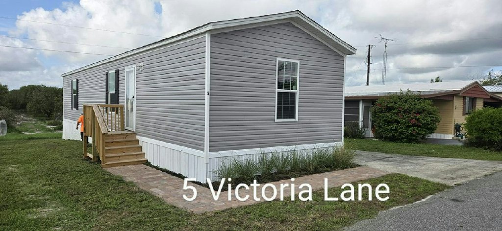 2583-4