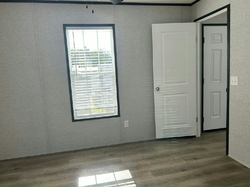 8307-4