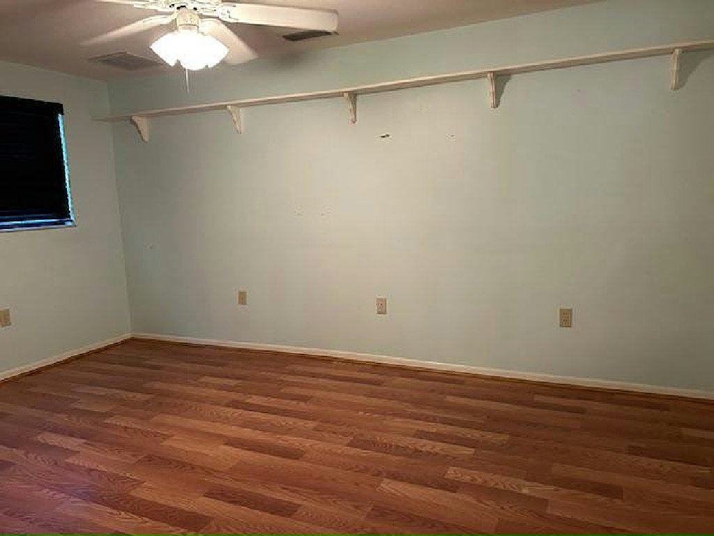 838-4
