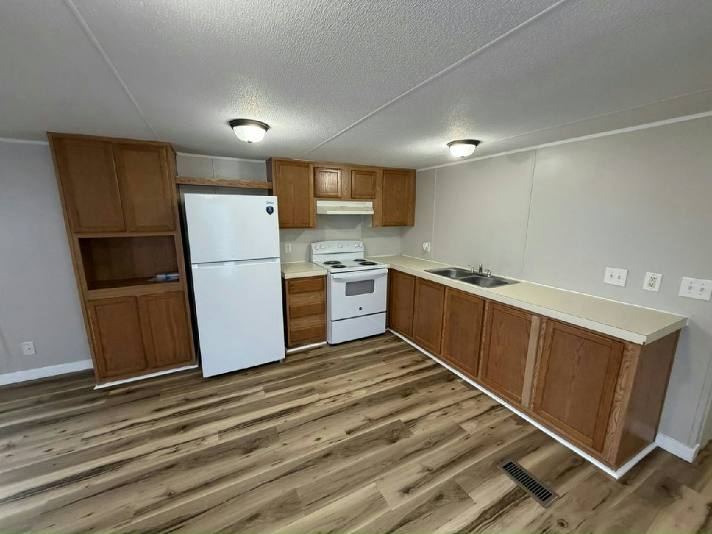 8656-4