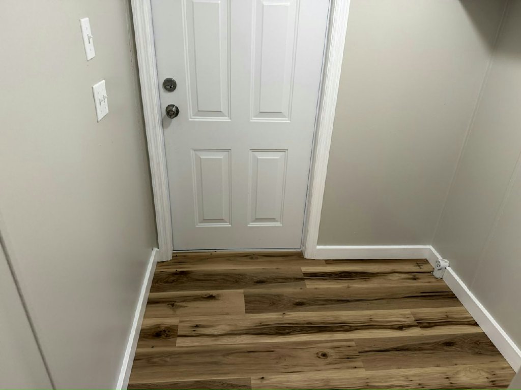 8695-4