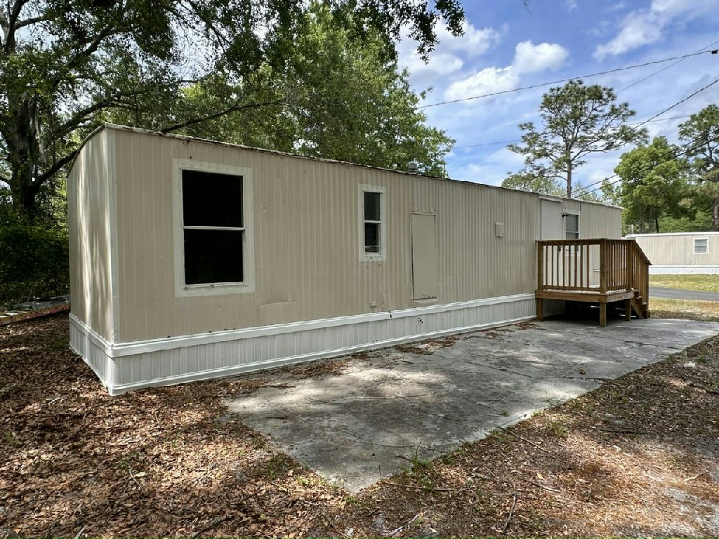 JACKSONVILLE LIVING AT A MAGICAL PRICE