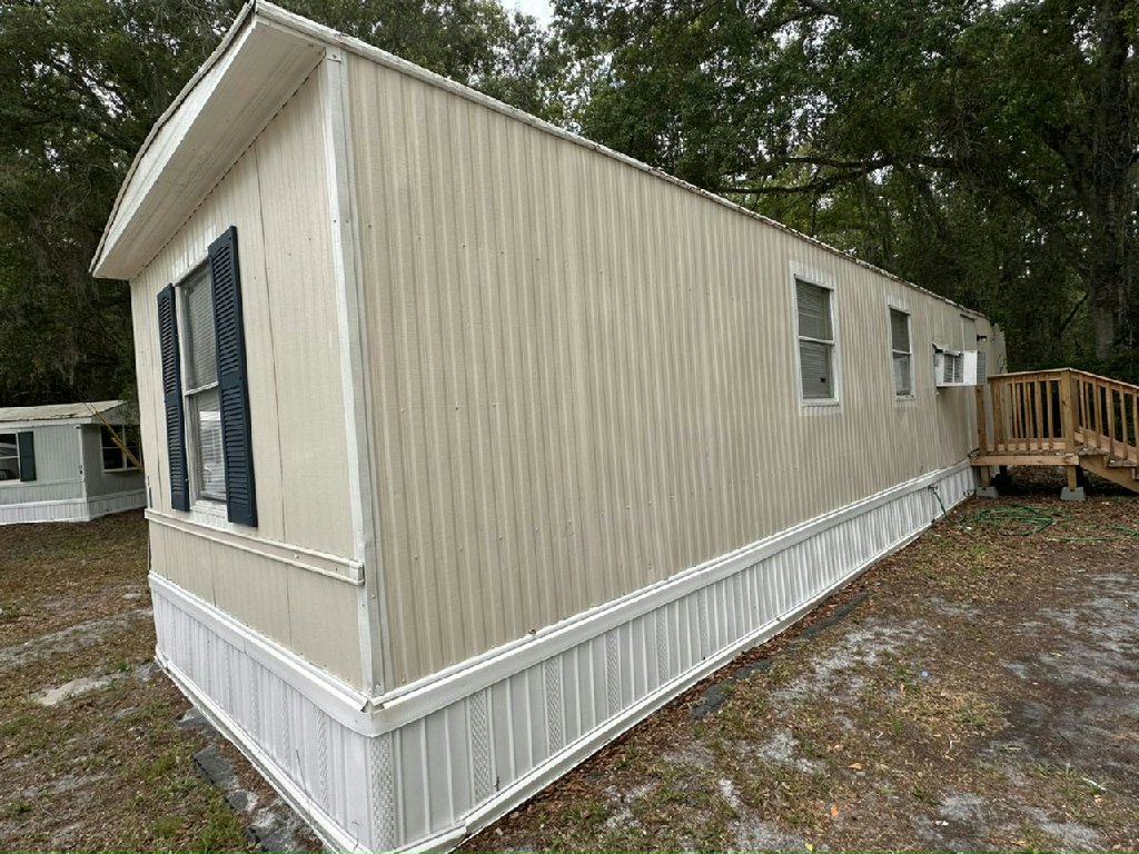 JACKSONVILLE LIVING AT A MAGICAL PRICE