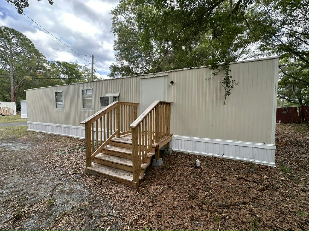 JACKSONVILLE LIVING AT A MAGICAL PRICE