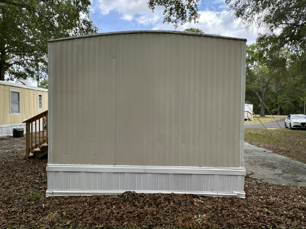 JACKSONVILLE LIVING AT A MAGICAL PRICE