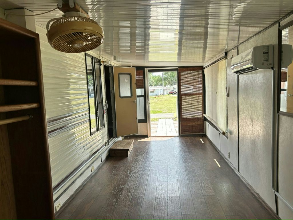 8851-4