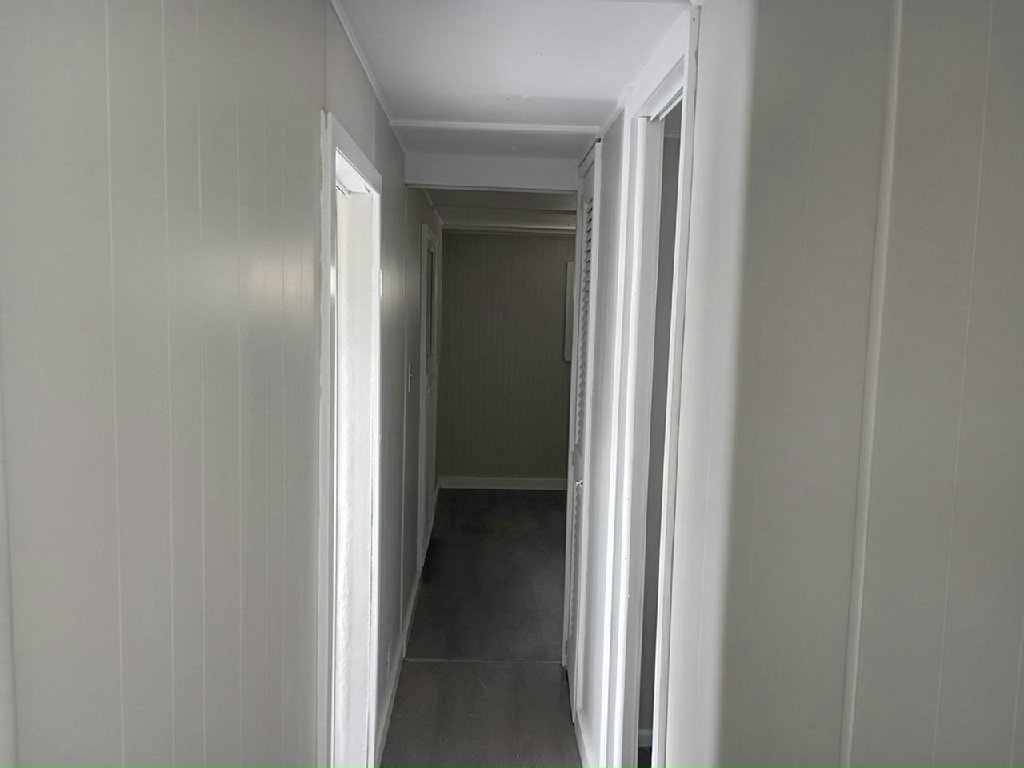 8935-4