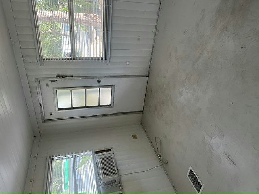 GREAT VALUE GREAT LOCATION