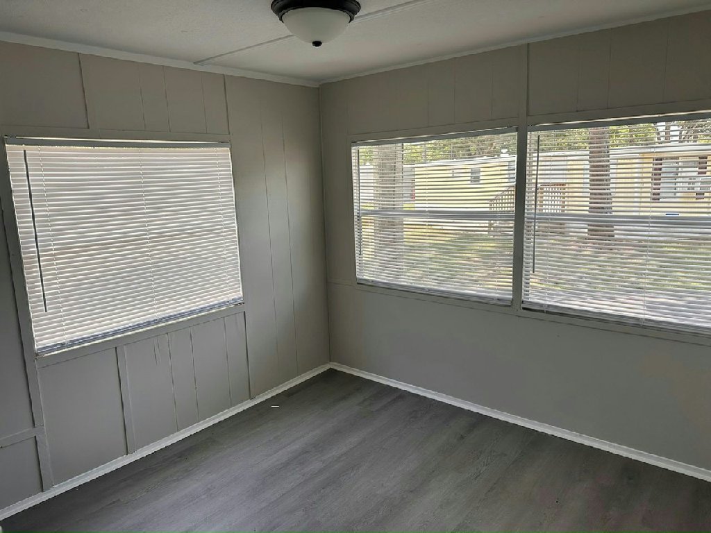 9308-4