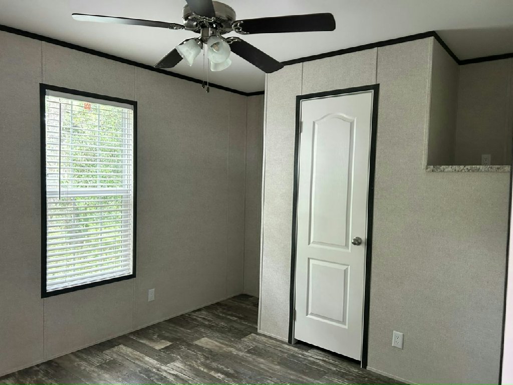 9377-4