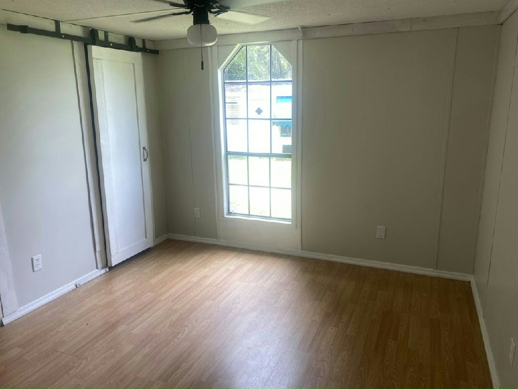 9385-4