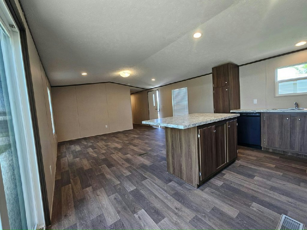 9568-4